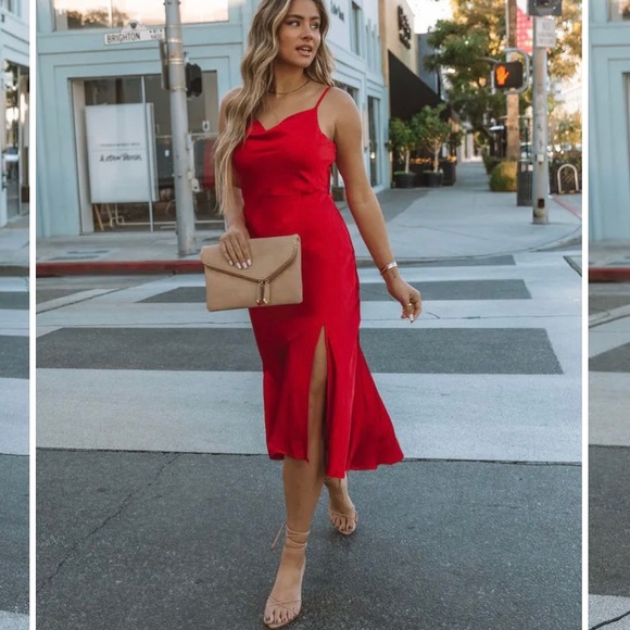 Dress - Picture 2 of 4